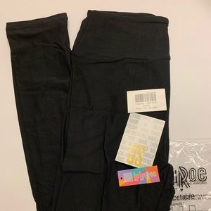 NWT Black Lularoe leggings